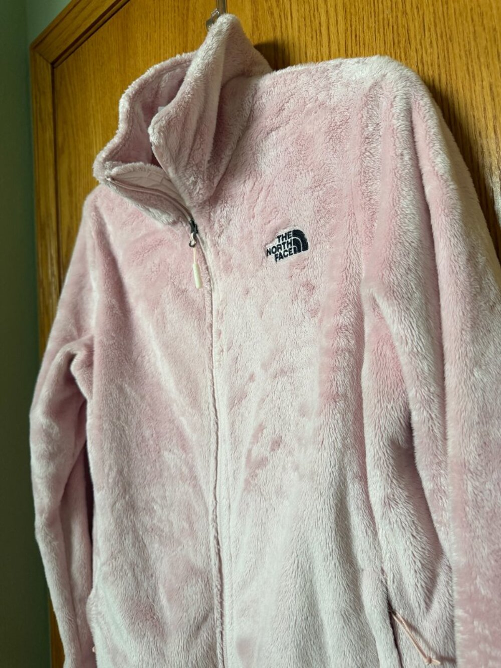 The North Face Women’s Pink Fuzzy Full Zip Jacket Large - Picture 5 of 7